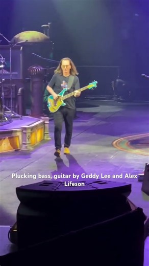 Plucking bass and guitar by Geddy Lee and Alex Lifeson #rush #rockmusic