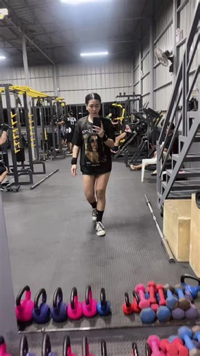 llynfferr (@llynfferr)’s videos with original sound - llynfferr