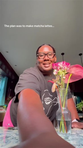 Refreshing Mango Matcha Lemonade Recipe to Try