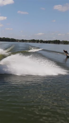 When the shot lines up perfectly with the boat 🤤 #wakeboarding #drone #reels | Guenther Oka