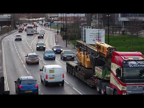 Olympus PEN E-PL10 - 4K Sample Video, 14-42 PZ Lens, Handheld, Sheffield