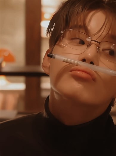 Jungwoo's Photobook Behind the Scenes