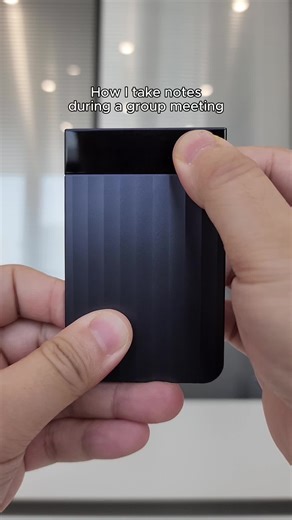 They are writing ✍🏻 but I’m focusing #plaud #study #studytok #studywithme #studymotivation #toxicmotivation #howitakenotes