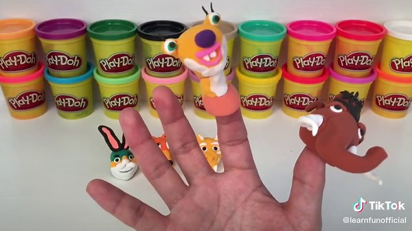 Ice Age Finger Family Song with Playdoh Fun
