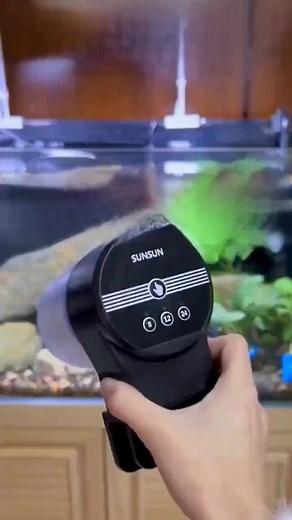  Never Worry About Feeding Your Fish Again! Automatic Fish Feeder -...