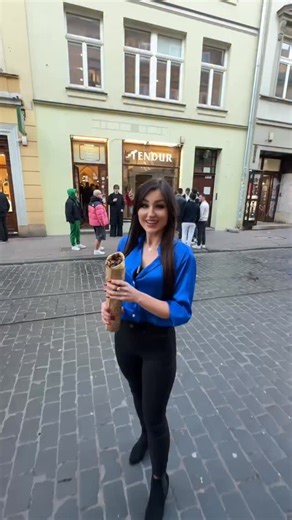 🔥 KRAKÓW! Tendur Kebap już otwarty – przyjdź i spróbuj HITOWEGO KRAFTOWEGO KEBSA 🥳 🥩 Kraftowe mięso, 🌯 ręcznie robione lawasze prosto z pieca Tandoori z bąbelkami 😍 🎉 Do końca weekendu -15% na całe menu! 👉 Wpadnij i napisz w komentarzu, jak ci smakuje! #Tendur #krakow #kebab #kraków #kebabkraków | Tendur