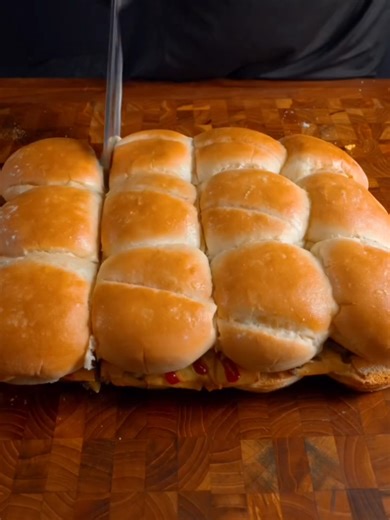 Cheese burger 🍔 like and follow this video #creatorsearchinsights #asmr #asmreating #cooking #zachchoi @Zach Choi @tiktok creators