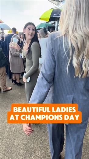 Both these ladies looking beautiful at Ascot 😍 #RacedayTV #Horseracing #Fashion | Raceday TV