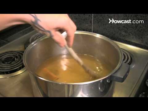 How to Make Christmas Wassail