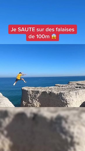 ⚠️ Ne reproduisez pas ça !⚠️ #xyzbca #falaise #100m #dangerous