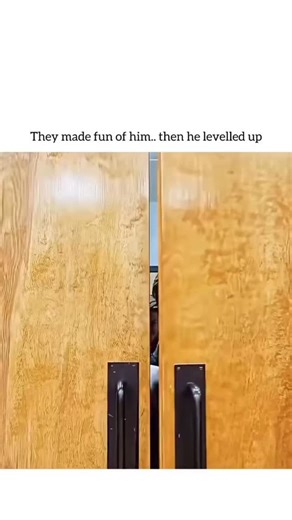 FLICK CRAFTER 🎥 | 🎬 Central Intelligence (2016 Movie) 📷1hr 47mins • Action/Comedy 🏁Mild-mannered accountant Calvin Joyner is reunited with his old... | Instagram