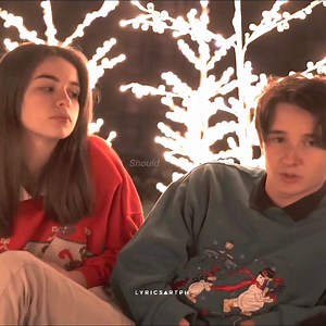 517K views · 10K reactions | Chasing Pavements / Adele | Lyrics Art. | Facebook