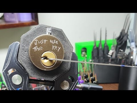 164 - Lockpicking Engineer "Just Use The Key" Challenge Lock