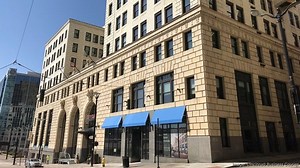 Major Downtown Cincinnati apartment tower in foreclosure