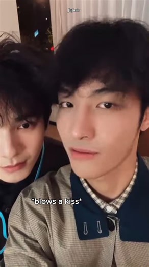 zhaozhao getting bold 🫠 #sammyschildrensday #zhaozhao #xixi #hechangxi #heyanzhao #hechusan #cbl