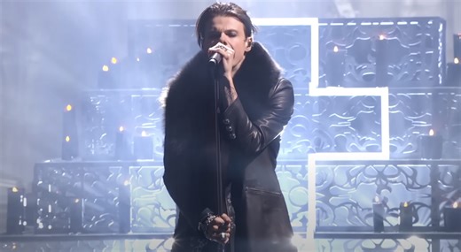 Watch: YUNGBLUD Paid Tribute To OZZY OSBOURNE Alongside Members Of AEROSMITH & EXTREME At MTV's Video Music Awards - Metal Injection