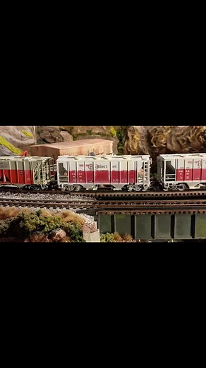 2.4K views · 71 shares | St. Lawrence and Hudson moving a few cars. | Steve Hamby | Facebook