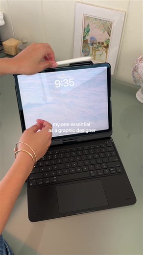 Essential Typecase for Graphic Designers on the Go