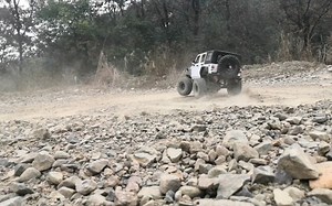 RC攀爬车 瑞泰牧马人单人单车疯玩