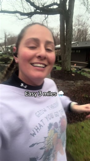 Another run in the books = another step closer to getting back to “me” ❤️✨ #postmarathonblues #runner #runningjourney #outdoorruns #runningoutdoors