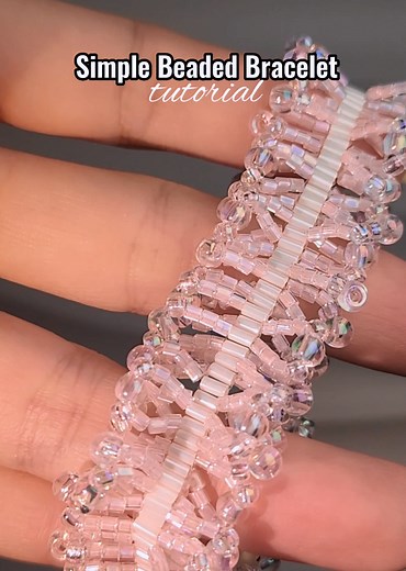 DIY Preppy Beaded Bracelet Tutorial for Unique Gift Ideas