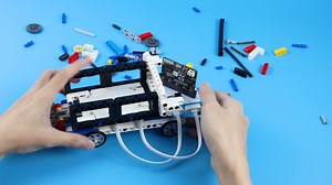 Watch Crowbits Inventor Kit - Dump truck on Amazon Live