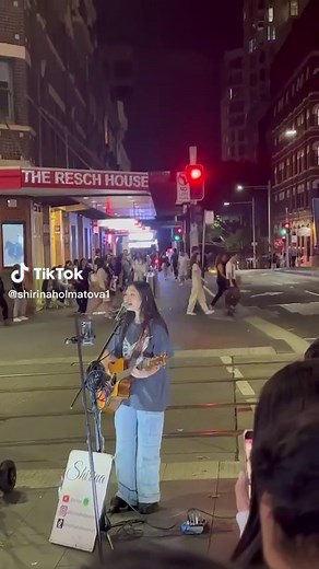 Finding Love Where We Are - Ed Sheeran Busking in Sydney