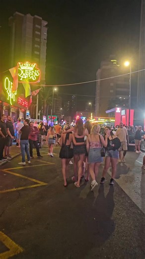 75K views · 554 reactions |  The Strip in Benidorm at night = pure madness!  Crowds, lights & non-stop party vibes everywhere ✨ Have you survived a night here?   Full nightlife on my YouTube: youtube.com/@BenidormNow #Benidorm #TheStrip #Nightlife #BenidormNights #PartyVibes #HolidayMood | Benidorm Now | Facebook