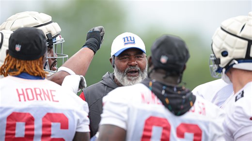 New York Giants fire assistant defensive line coach Bryan Cox