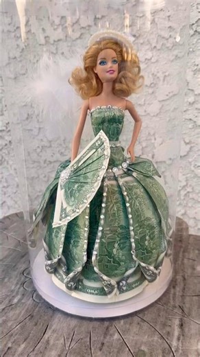 Handmade Money Dress for a Barbie Doll #moneydress #money #moneygift #barbie #moneyorigami #handmade
