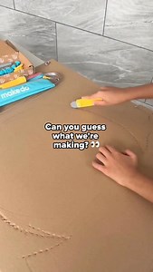 9.8K views · 115 reactions | Thinking about Halloween costumes yet? 樂 Here’s a simple cardboard costume idea your kids can help create themselves with Makedo tools!  Thanks @twotolove_bairantwins for sharing this awesome Halloween inspo!  Hit save to try this costume idea at home  #mymakedo #costume #easycostume #diy #halloween #kdiscostume #kidscrafts #easy #makespiration #diycostume #cardboard | Makedo | Facebook