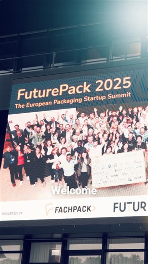FACHPACK on Instagram: "Am Tag vor dem offiziellen Start der #FACHPACK 2025 feierte der FuturePack Summit im Messezentrum Nürnberg seine Premiere.🥳 In Kooperation mit der FACHPACK und @eitfood brachte die @futury.eu führende Köpfe aus Forschung, Start-ups, Industrie und Investment zusammen. Mit dem gemeinsamen Ziel: die Zukunft nachhaltiger Verpackungen zu gestalten.🌱"