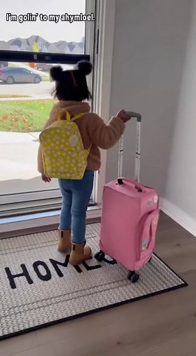 15K views · 569 reactions | Baby Packs Her Bags & Leaves the Family 麟#TinyDiva #FamilyComedy #BabyDrama #SuitcaseMoment #FunniestKids | Abc Fun Babies | Facebook