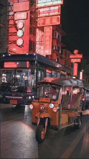 "Photoshop Tutorial: Masking and Color Grading street Photography"