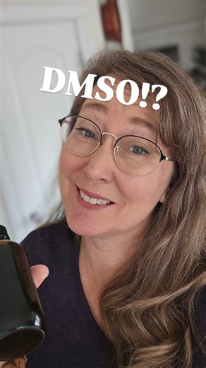 Silverweed Herbalism on Instagram: "DMSO BENEFITS! WHAT IS IT!? PART 1. DMSO or Dimethal Sulfoxide has many uses. What is it? DMSO is an important component in plant cell walls and is a by product of the craft method of pulp and paper production. Its been around since the 1800's. It was first used as a solvent The medicinal society is currently using it in laboratories for tissue preservation. This allows them to freeze tissue with a mixture of DMSO and water so they can preserve it and research