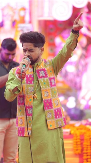 Sumit Saini on Instagram: "कान्हा मुरली की तान सुनादे 🙏🏻 #sumitsaini #winner #thevoice #india #starplus #trending #viral #live #viralvideos #trendingreels #reelinstagram❤️ #réel #reel #reelitfeelit #shaym #vrindavan #krishna #delhi #uttarpradesh #followｍe #followers #following #music #musician #musically"