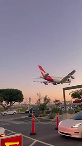 188K views · 4.1K reactions | Qantas Airbus A380 landing at LAX✈️ #airbus #airbuslovers #A380 #aviationlovers #aviation #aviations #aviationdaily : jaspreettravels | Aviation LOVER | Facebook