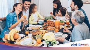 Saat Makan Beramai-ramai Orang Cenderung Makan Banyak, Ini Kata Ahli