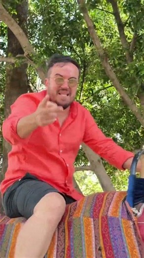 You're going to fall off the camel #elifsinemtv