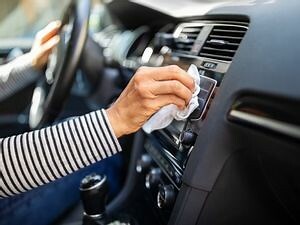 Rayures sur du plastique : quelles solutions ?