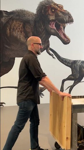 There’s a new dinosaur (model) at the Museum! #naturalhistory #paleontology