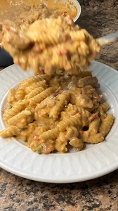 779K views · 13K reactions | This Cheesy Rotel Chicken Pasta needs to be on your dinner menu! #rotel #chicken #pasta #easydinner #mealideas #dinner #cooking #kidapproved #easyrecipe | Whatsmomcookin | Facebook