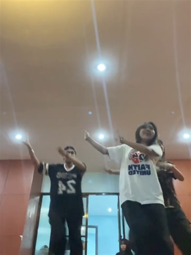 go girlfriend | dc: @carlsuffrin #fyp