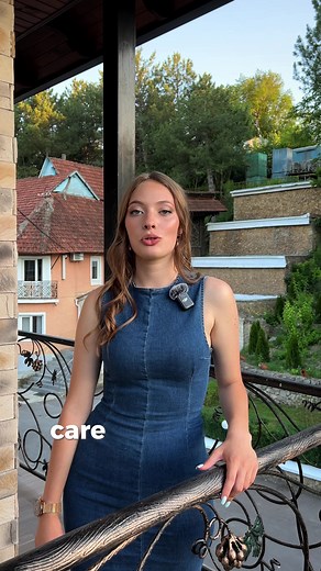 ✨ Descoperă tainele galeriilor subterane Mileștii Mici! 🍷 Te invităm să explorezi galeriile noastre unice, unde vei găsi o cameră secretă ce păstrează cele mai rare vinuri din Moldova. Un loc plin de mister și tradiție, ideal pentru pasionații de vin și aventură. Vino să admiri cu propriii ochi galeriile subterane spectaculoase și să savurezi o degustare de vinuri alese! 📞 Rezervă acum excursia ta la numărul de telefon: 373 67 121 121 (Viber/WhatsApp). Nu rata această experiență de neuitat!