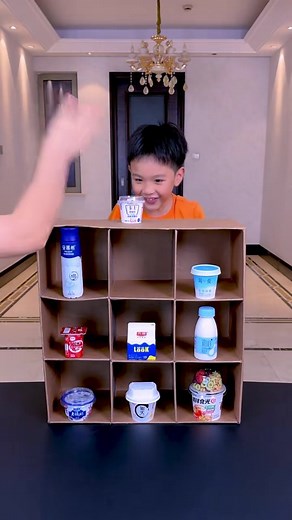 Guess the yogurt challenge, is there one you haven’t guessed yet? #Funny #PartyGameChallenge #FamilyGameChallenge #family #familytime #familygames #partygame #familygame #Funny #MyDramaFamily | Changsha Family Fun Media