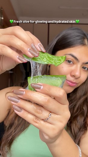 JUHI| Makeup| Skincare| Fashion Influencer on Instagram: "Save and share for later🎀 . . . . face mask diy, homemade face masks, natural skincare, diy face mask for glowing skin, skincare routine, face mask for acne, diy beauty hacks, organic face mask, face mask for dry skin, hydrating face mask, diy clay mask, brightening face mask, aloe vera face mask, turmeric face mask, honey face mask #FaceMaskDIY #DIYSkincare #NaturalBeauty #GlowingSkin #SkincareRoutine #CleanBeauty #HomemadeMask #BeautyH