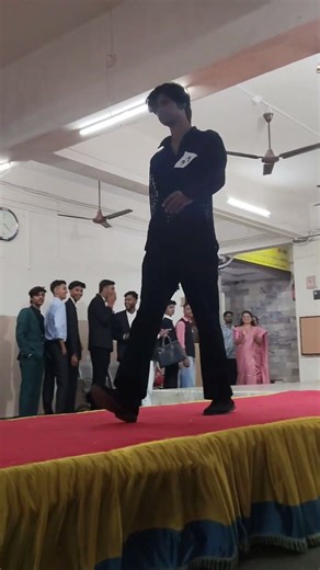 Modelling and Ramp walk 🤌🏻💗