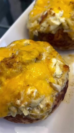 Delicious Maryland Crab Dip Bagel Recipe
