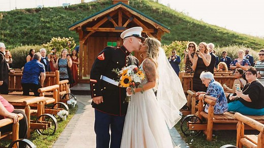 The Barn at Cottonwood | Wedding Venues | Cost, Reviews & Photos | Zola