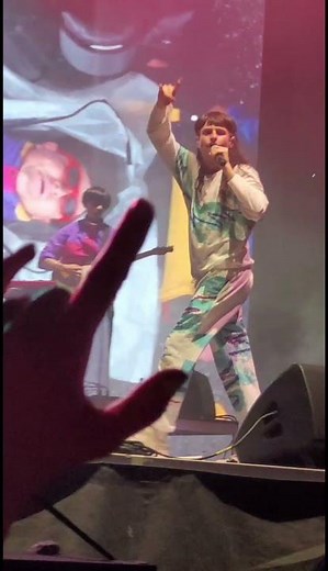 Oliver Tree - Hurt (LIVE) Part 1 of 3 (FULL SONG) at Riot Fest 2024
